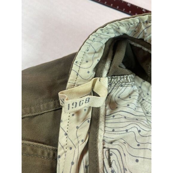 The North Face Cargo Shorts Mens 36 x 11 Green Outdoor Adventure Travel Hiking - Picture 10 of 16